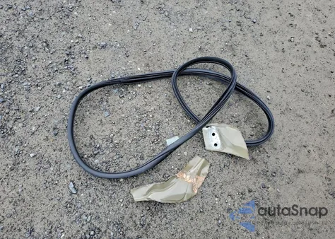 2025 Chevrolet Trax Activ z USA, uszkodzony, nr VIN KL77LKEP2SC109548